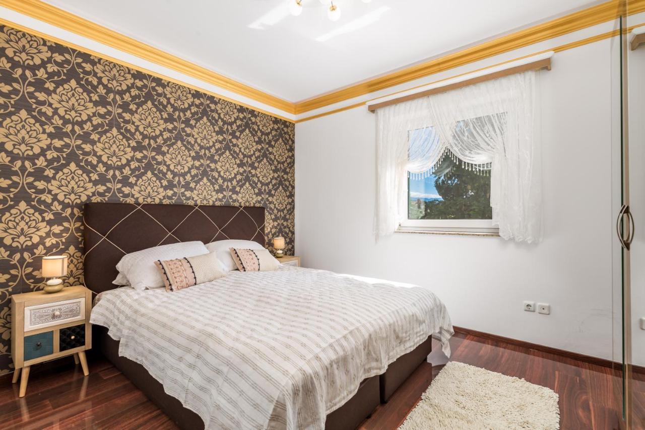 Apartment All For You - With A Swimming Pool Опатия Экстерьер фото