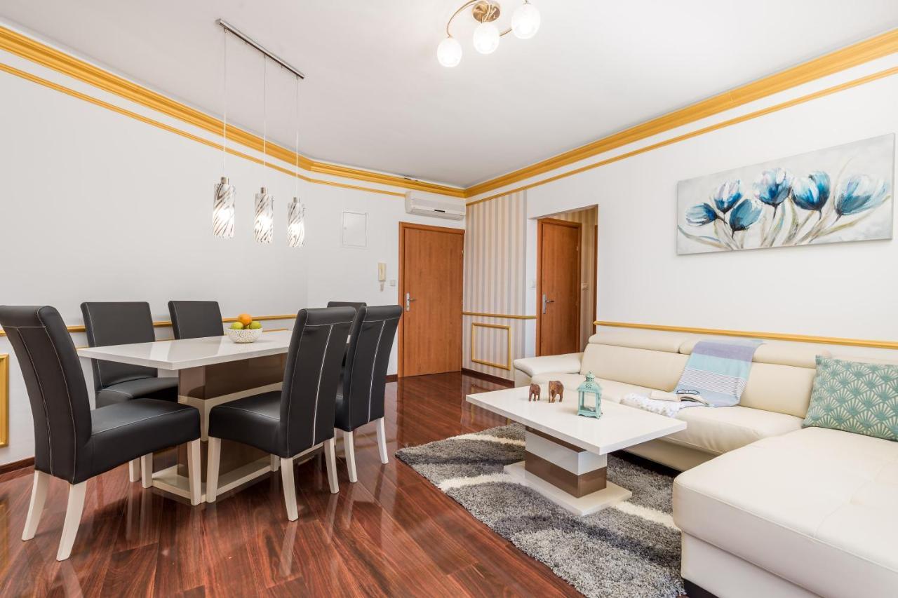 Apartment All For You - With A Swimming Pool Опатия Экстерьер фото